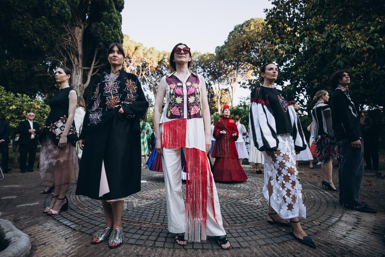 Українки у "вишиванках третього тисячоліття" вразили Європу: красиві фото